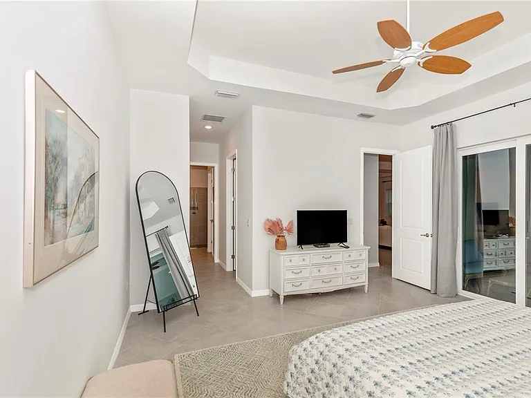 17475 Jadestone Ct — Photo 22