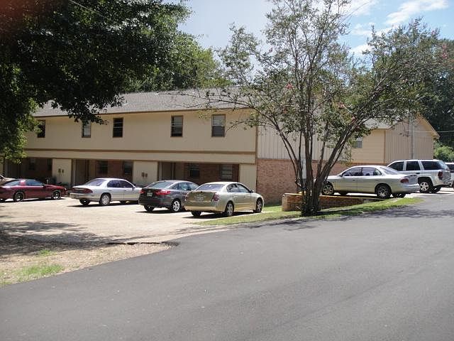 1st image of 435 Lake Hill Dr APT 1402