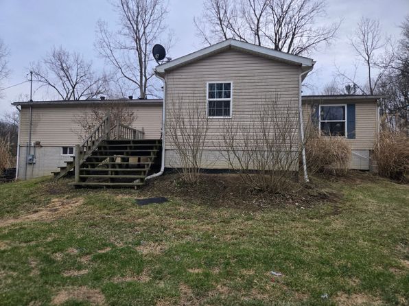 2592 Carson Hwy, Adrian, MI 49221