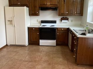 101 Ten Point Dr, Douglas, GA 31535