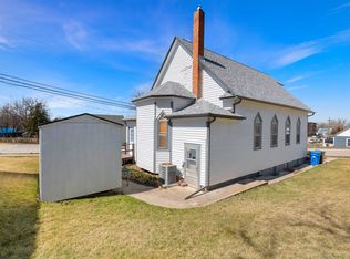 902 Lawrence St, Belle Fourche, SD 57717