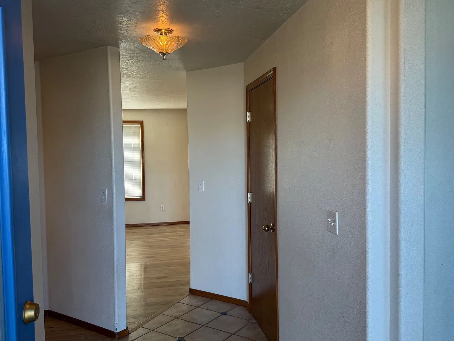 3 bed, 1643 sqft, $2,295 — Photo 2