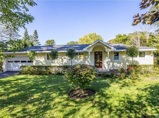16 Gayle Rd, Skaneateles, NY 13152