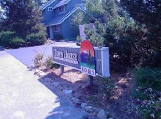 1021 NE A St APT 3, Grants Pass, OR 97526