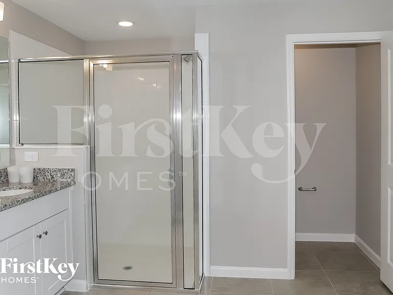 445 Earhart Dr — Photo 12