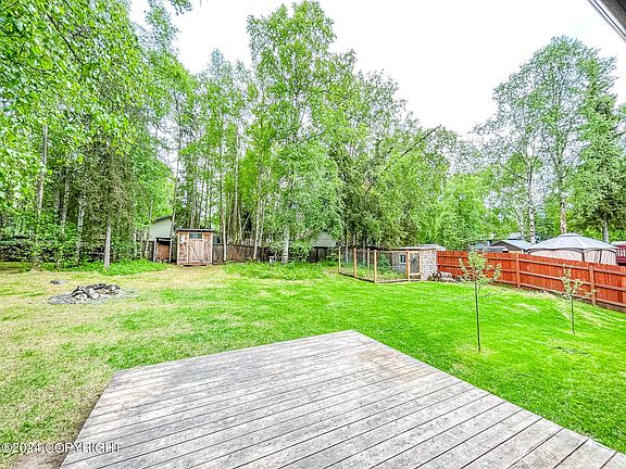 5th image of 17606 Laoana Cir