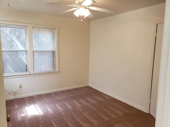 4th image of 2624 2nd Pl APT A