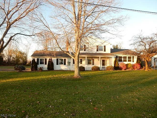 1st image of 765 Fairway Dr