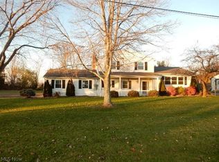 765 Fairway Dr, Jefferson, OH 44047