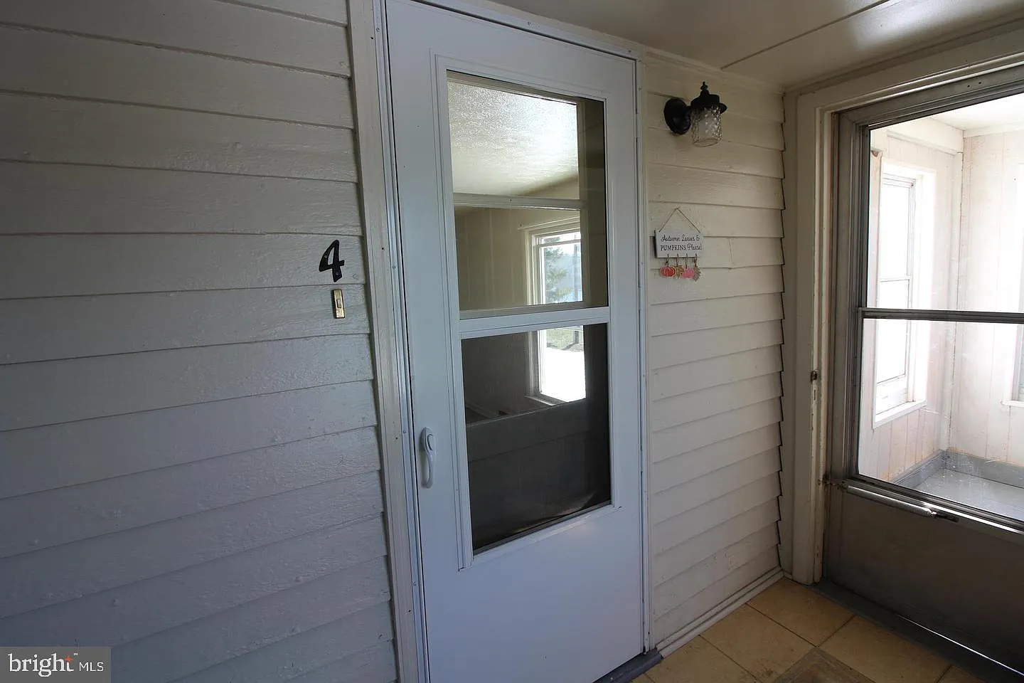 1 bed, 1.0 bath, 500 sqft, $750 — Photo 1