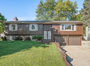 1473 Merry Brook St, Kalamazoo, MI 49048