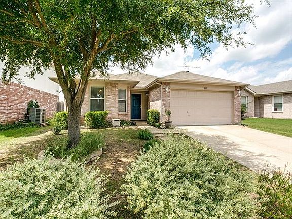 2nd image of 2605 Hidden Valley Dr