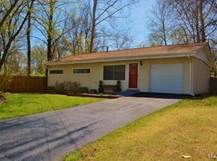 1975 Maple Dr, Arnold, MO