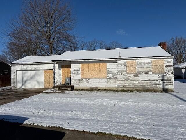 1st image of 29 Horseshoe Dr
