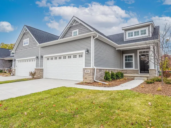 712 Ander Ln #82, White Lake, MI 48386