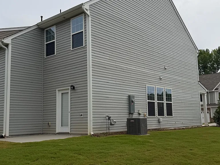 836 Pryor St — Photo 29