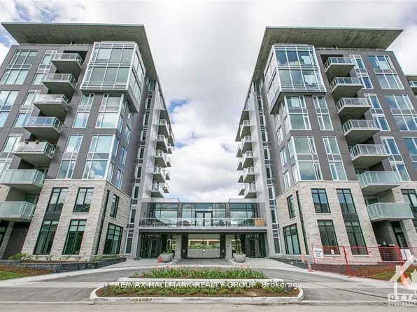 530 De Mazenod Ave #312, Ottawa, ON K1S 5W8