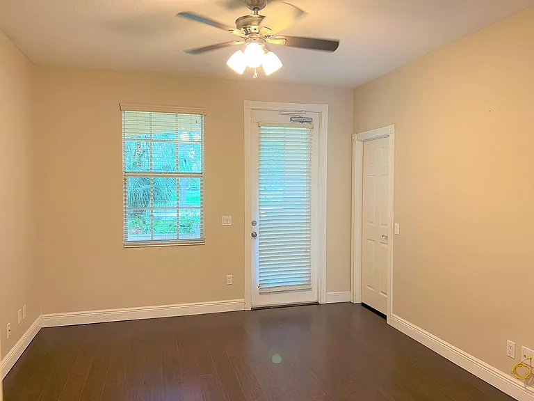 3368 Greenway Dr — Photo 23