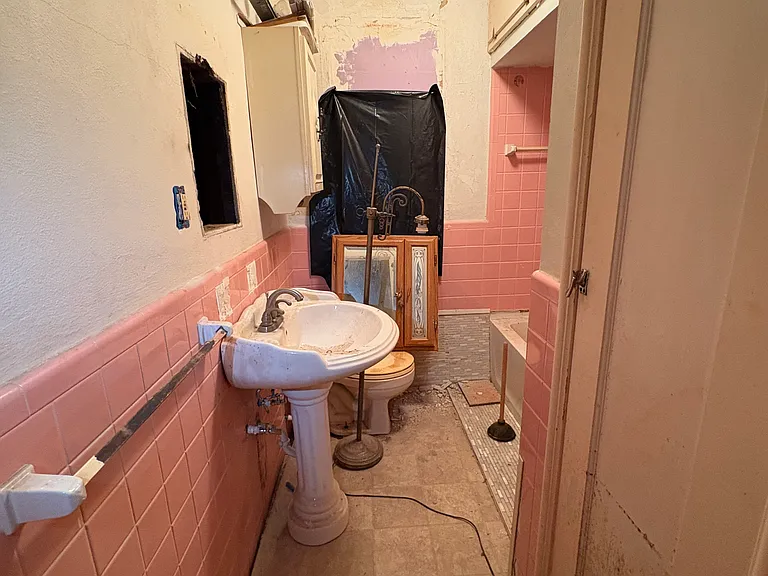 6423 Saint Louis Ave — Photo 11