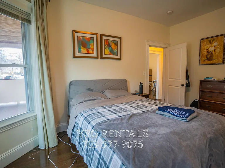36 Sumner St #1 — Photo 9