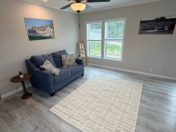 4th image of 12530 Kinsman Rd #18