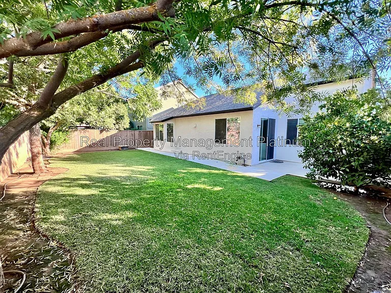 1697 N Connery Ln — Photo 7