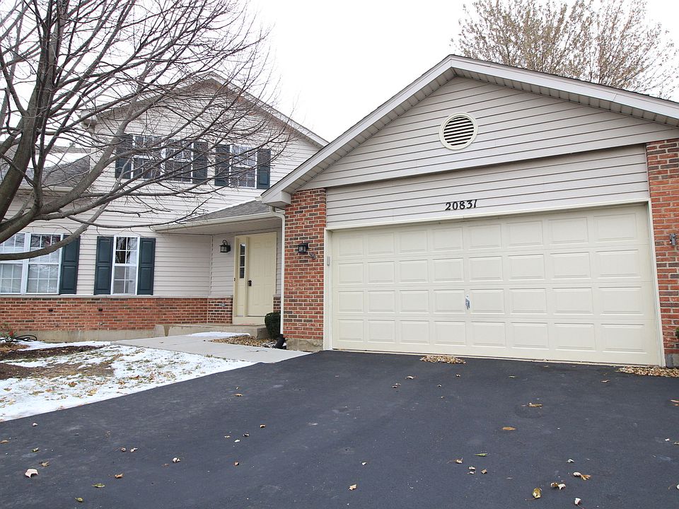 1st image of 20831 W Periwinkle Ct