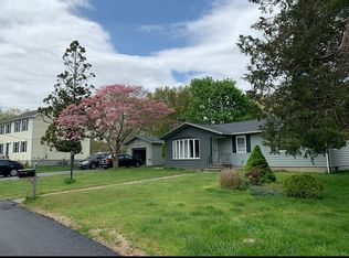 45 High View Dr, Cranston, RI 02921