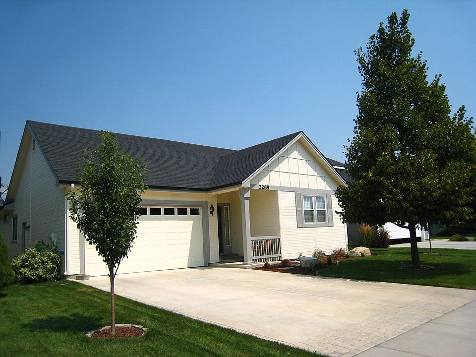 front -2265 E Clifton Dr, Meridian