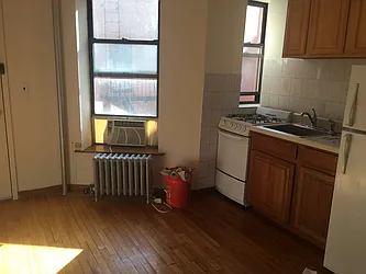 Rented by APT212 INC