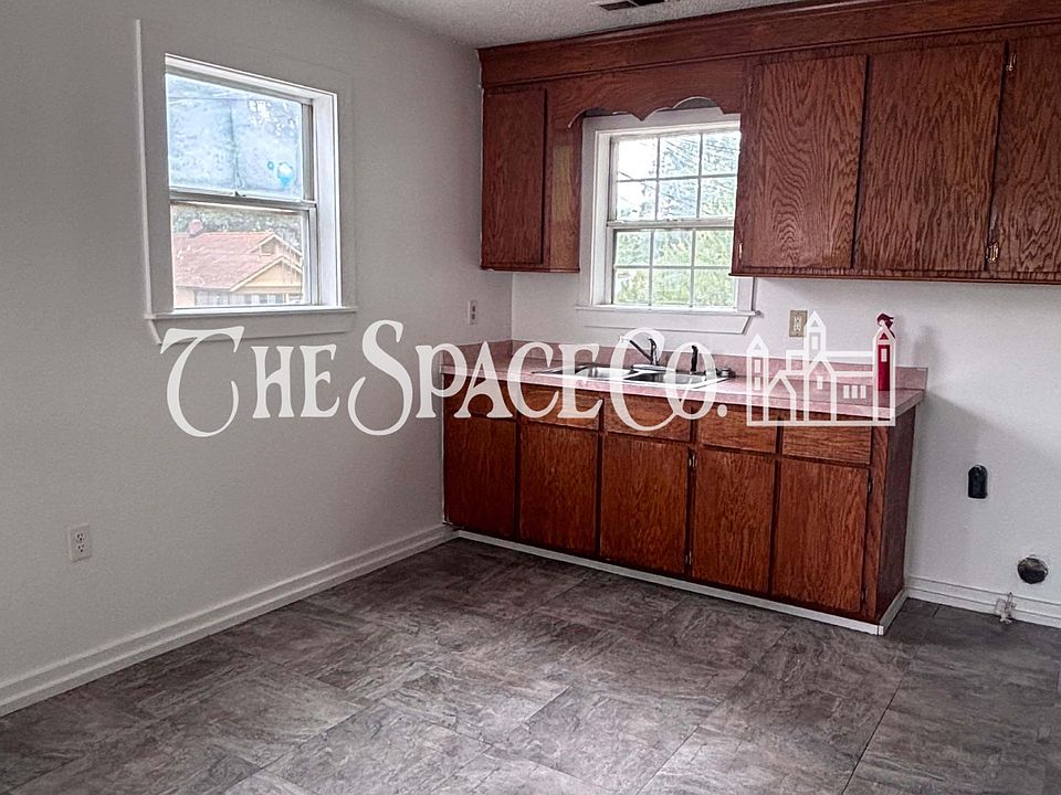 1st image of 3000 Chicora Ave APT 4