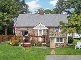 6 Gatehouse Rd, Monroe, NY 10950