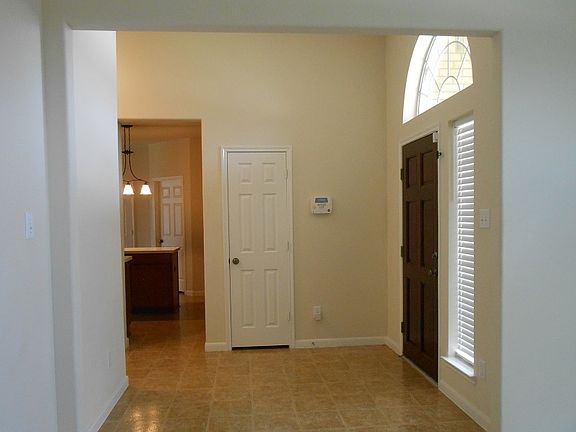 Spacious Foyer