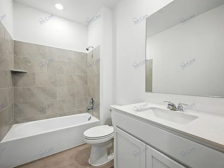 1813 Spruce Cir — Photo 18