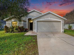 1921 Tupelo Ln, Zephyrhills, FL 33543