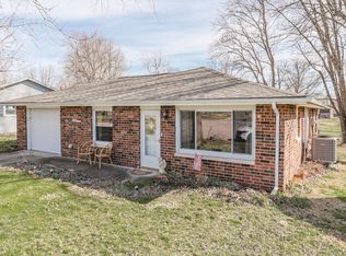 4825 S Timbercrest Dr, Columbus, IN 47203
