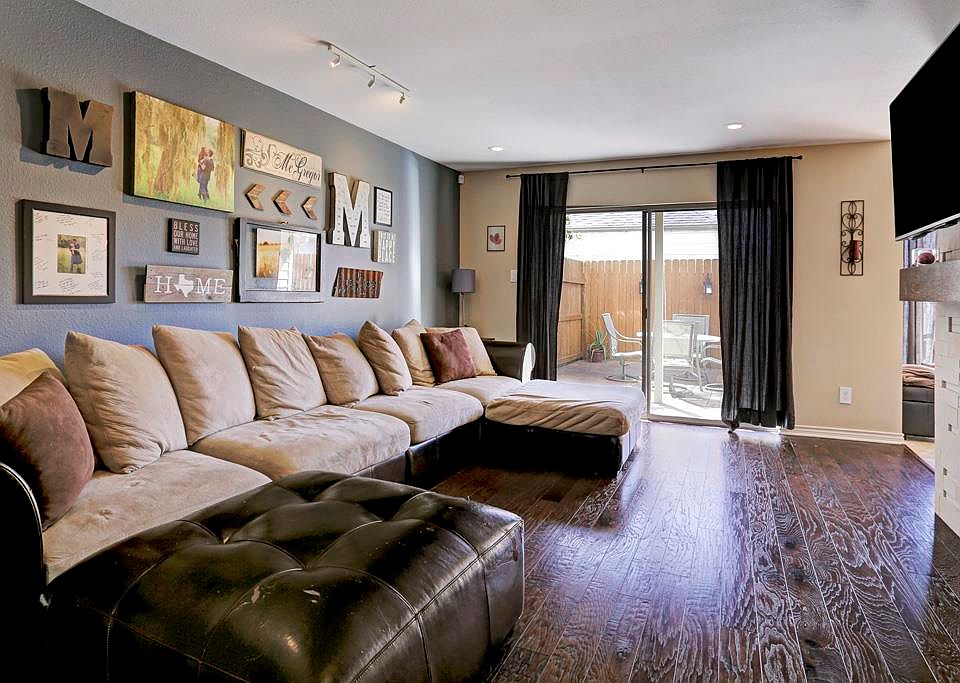 1st image of 2680 Bering Dr
