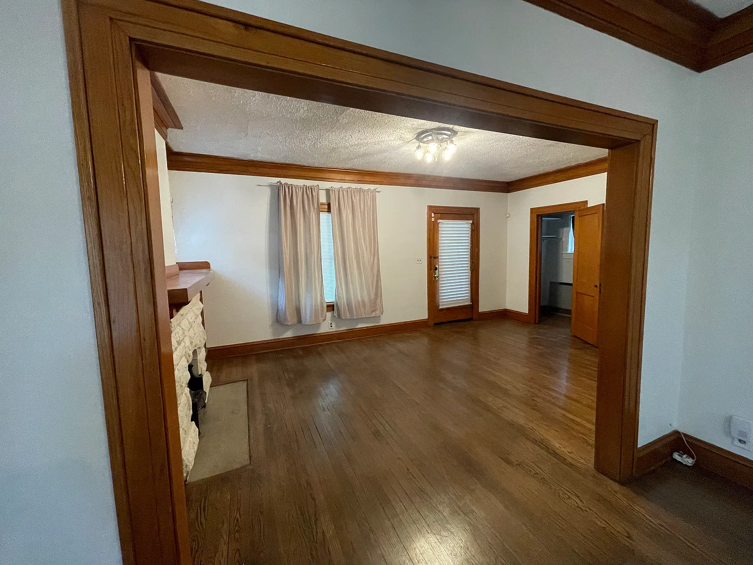 5707 Tracy Ave — Photo 3