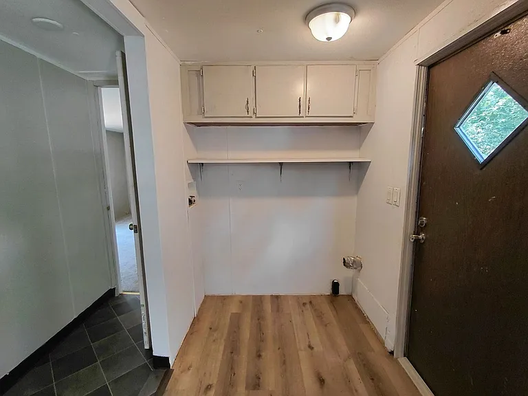 20899 Hampton Dr — Photo 9