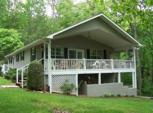 466 Maclor Forest Cir, Franklin, NC 28734