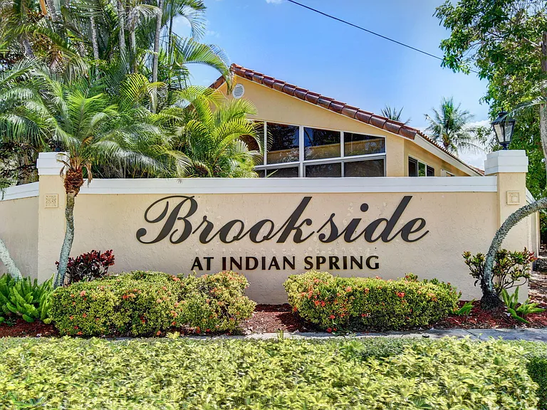 5225 Brookview Dr — Photo 92