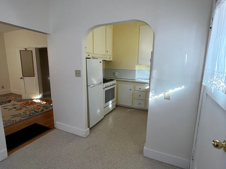 2230 Pacific Ave — Photo 11