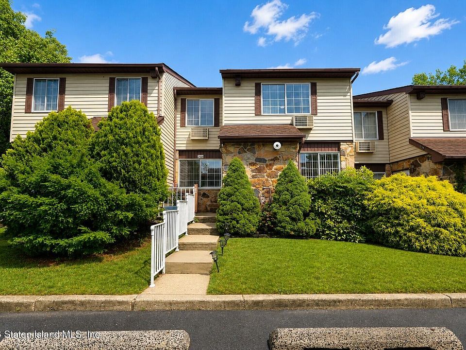 1st image of 266 Corona Ave