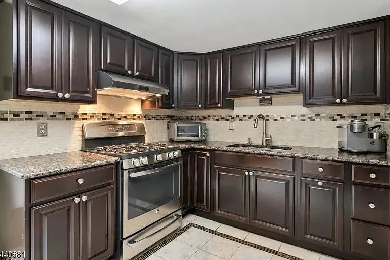 26 Harrison St #B — Photo 2
