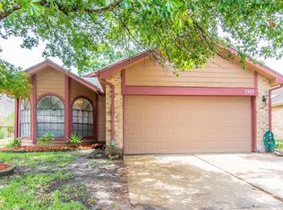 7327 Puerta Vallarta Dr, Houston, TX 77083