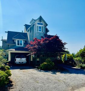 19 Hugh Avenue, Bailey Island, ME, 04003