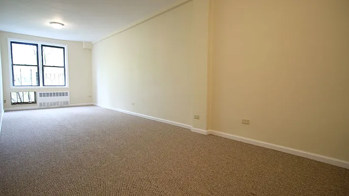 Rented by Link NY Realty | media 39