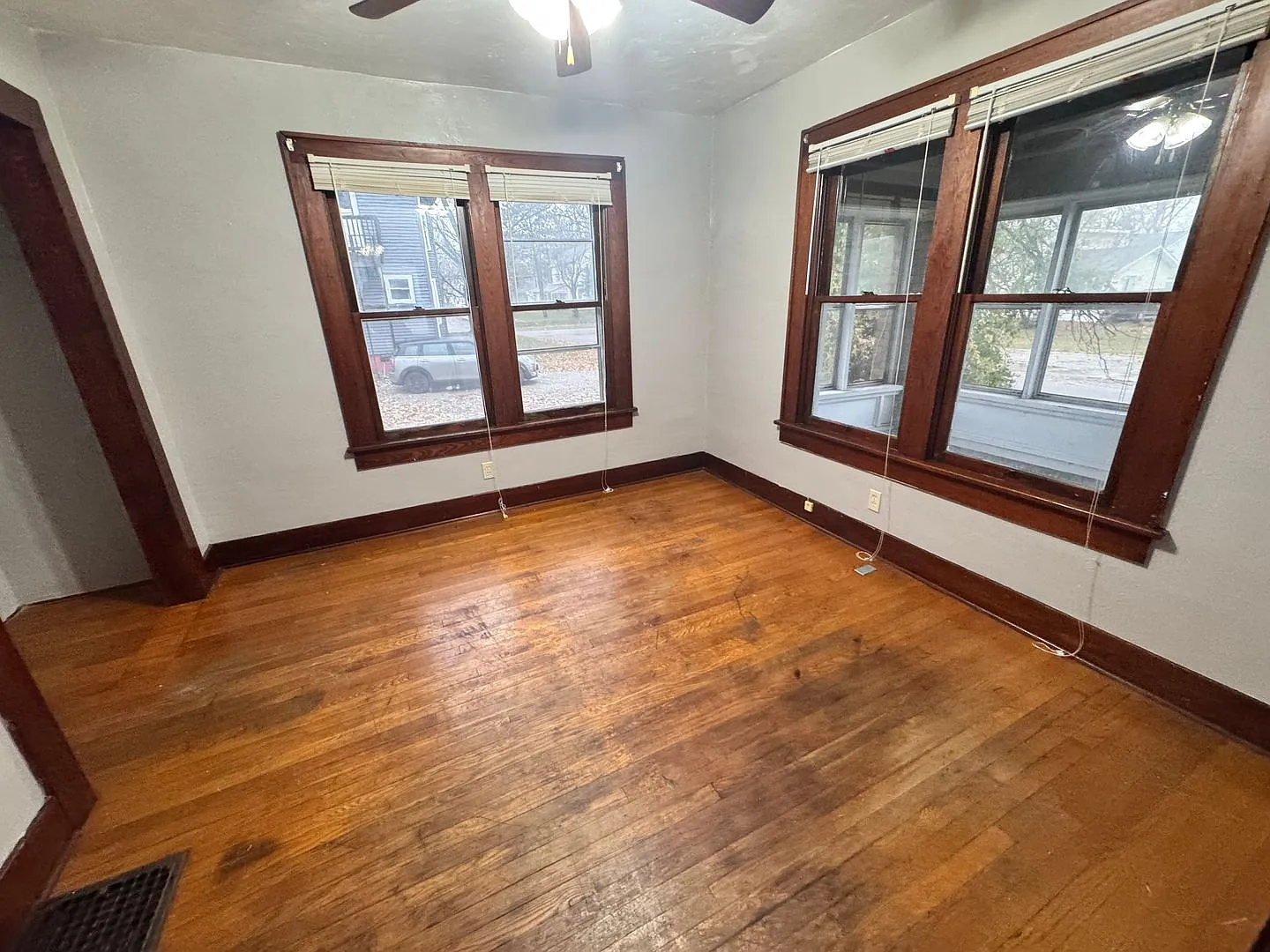 412 Taylor Ave. - Charleston — Photo 4