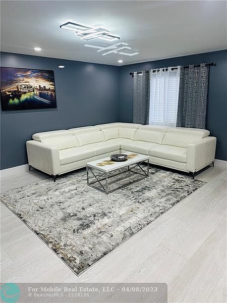 1st image of 2020 NE 56th St APT 106