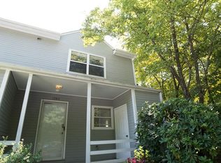 1286 Maple View Dr #A, Charlottesville, VA 22902